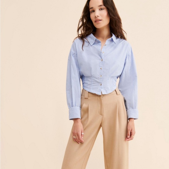 Free People Blue Buttoned Crop Top size Medium - Picture 3 of 4